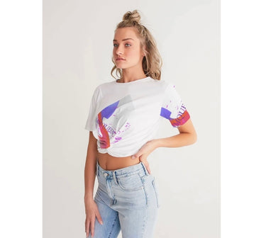 IAMQUEEN Women’s Twist-Front Cropped Tee iamqueenpassionforfashion