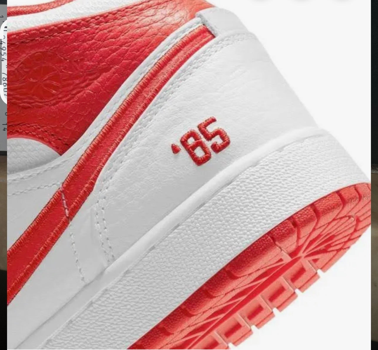 Air Jordan 1 Mid SE Rivals.