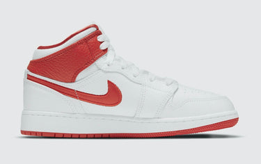Air Jordan 1 Mid SE Rivals.