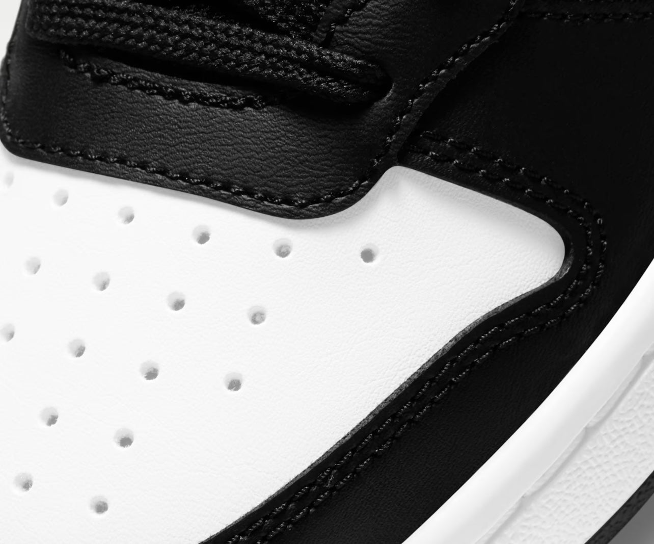 Nike Court Borough Mid 2 Shoes