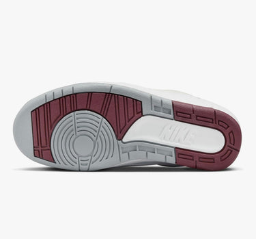 Nike Air Jordan 2 Retro Low Mens Basketball Trainers