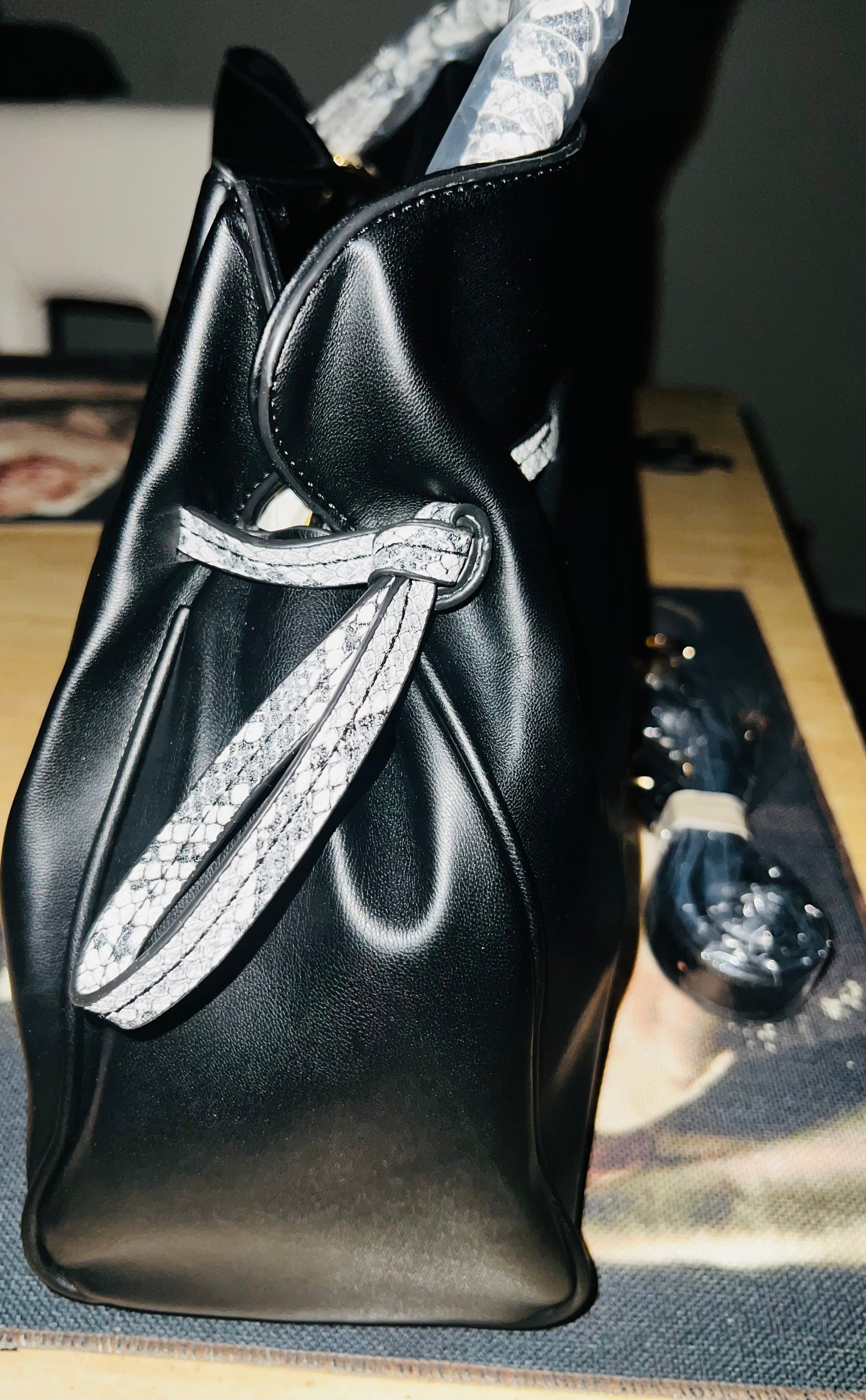 Badgley Mischka Black Snake Theme Leather Clutch