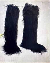 Charger l&#39;image dans la galerie, Furry Boots IAMQUEEN FASHION
