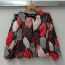 Cargar imagen en el visor de la galería, Bird Chest Mixed Color Fur Jacket IAMQUEEN FASHION
