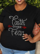 將圖片載入圖庫檢視器 Faith Over Fear Rhinestone T-Shirt IAMQUEEN FASHION

